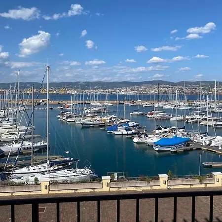 Studio Al Mare شقة Múggia